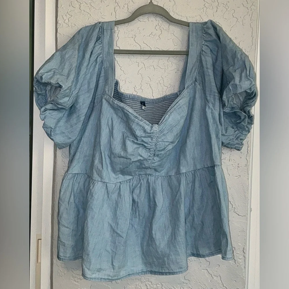 Old Navy Women's Blue Puff Sleeve Top